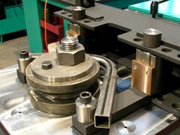 Bending round or square pipes / pipe machining